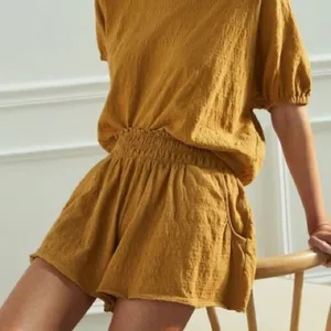 Anthropologie Daily practice shorts thumbnail 1