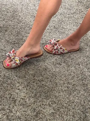Kensie bow sandals  thumbnail 2