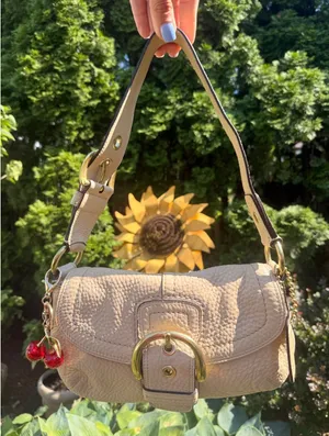 Coach Soho Flap‎ Bag Beige Pebbled Leather Shoulder Bag Vintage 11840 thumbnail 1