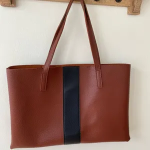 NWOT Vince Camuto Brown And Black Leather Tote Bag thumbnail 2