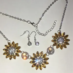 Sunflower Yellow Crystal Silver Tone Necklace and Earring Set thumbnail 1