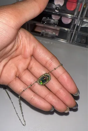 Kendra Scott Necklace thumbnail 2