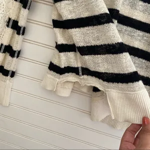We The Free knit sweater Size Medium thumbnail 8