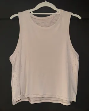 Lululemon Cropped Tank thumbnail 1
