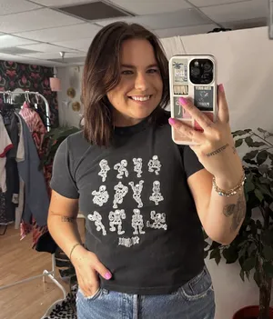 Brandy melville Skeleton Santa Monica Crew Neck Short Sleeve T-Shirt Black thumbnail 1