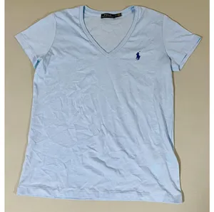 Polo Ralph Lauren Baby Blue Pastel Solid Logo V-Neck Tee T-Shirt Top Size S 🩵 thumbnail 2