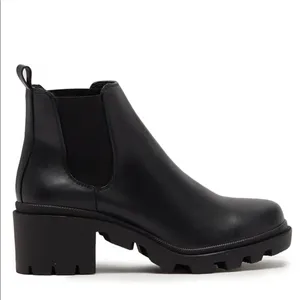 Steve Madden Hadlee Chelsea Boots Black Pull On Lug Size 10 thumbnail 2