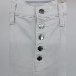 Universal Thread Women's Off-White Straight Leg Jeans thumbnail 4