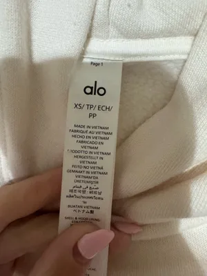 Alo Cropped Sweatshirt Yoga Hoodie thumbnail 3