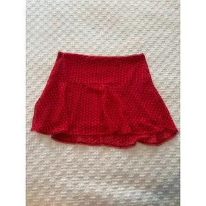 Wild Fable Red polka dot mini skirt with lace trim thumbnail 3