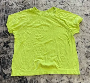 Athleta top thumbnail 1