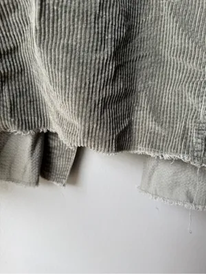 American Eagle Olive Corduroy Cropped Shacket Jacket Raw Hem Women’s Small thumbnail 7