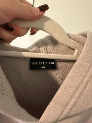 White Fox Hoodie Boutique S/M thumbnail 5