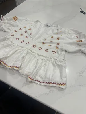 Petal & Pup Dawson boho embroidered top size 8 100% cotton thumbnail 2