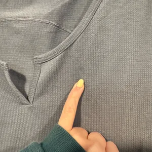 Women's Gray Lululemon‎ Scoop neck Long Sleeve Top thumbnail 3