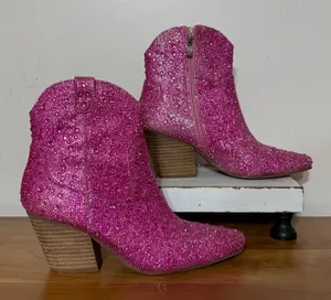 Cozzy Girl Pink Rhinestone Western Ankle Boots Pointed Toe Stacked Heel Size 7.5 thumbnail 1