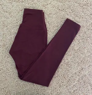 Aerie ‼️OFFLINE By OG High Waisted Legging‼️. thumbnail 4