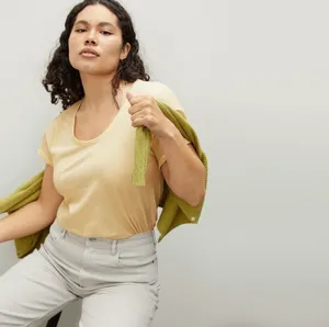 Everlane Air Scoop-Neck Tee in Pastel Yellow thumbnail 7