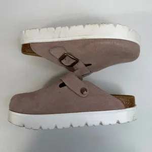 Boston Womens 7.5 Mules Clogs Suede Taupe Platform Buckle Shoes‎ Size 38 thumbnail 4