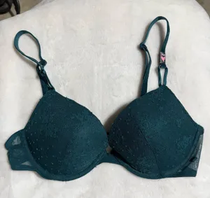 Victoria's Secret Bra thumbnail 1