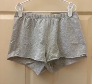 Aritzia TNA sweatshorts thumbnail 1