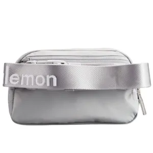 Everywhere Belt Bag 1L Wordmark Silver Drop / White thumbnail 2