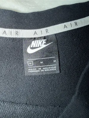 Vintage Black Nike Air Women's Off Shoulder Crewneck Sweatshirt - Black Sz MD thumbnail 4