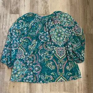 Crown & Ivy PL Paisley 3/4 Sleeve Peasant Top thumbnail 11