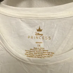 FINAL MARKDOWN Disney Princess tee 1X thumbnail 3