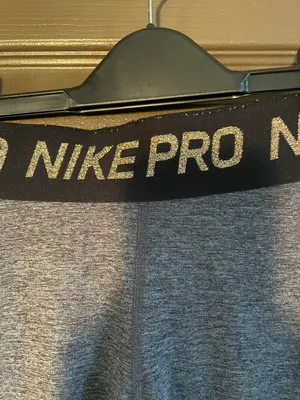Pro Leggings thumbnail 3