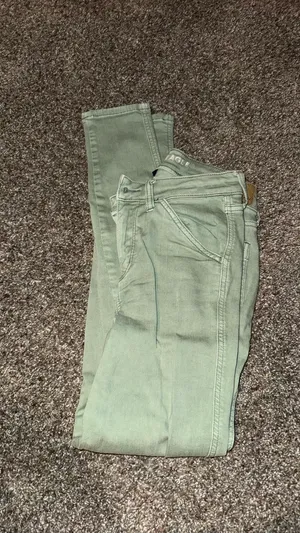 American Eagle Jeans thumbnail 2