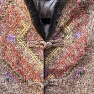 Vintage‎ Coat With Embroidery Fur Collar thumbnail 3