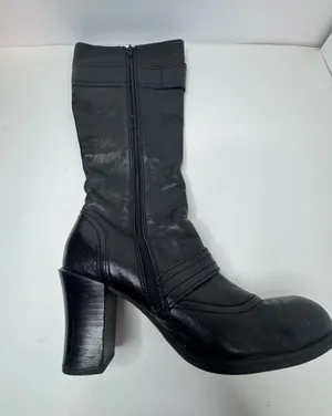 Born Black Leather Zip Up Boots Size 8.5 thumbnail 3