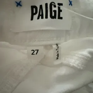 PAIGE White Garment thumbnail 2