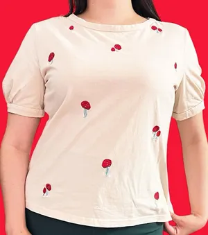 SHEIN cream mushroom top Red Size M thumbnail 1