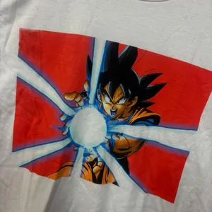 Dragon Ball z Goku Kamehameha T-shirt size medium thumbnail 4