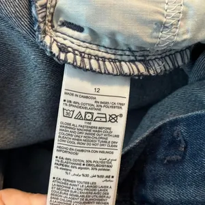 Old Navy Size 12 High Rise WOW Loose Jeans thumbnail 4
