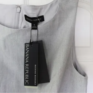 Banana Republic | Grey Peplum Sleeveless Blouse thumbnail 2