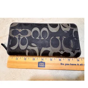 Coach Black Signature C Jacquard Zip Around Wallet Wristlet Leather‎ Trim thumbnail 4