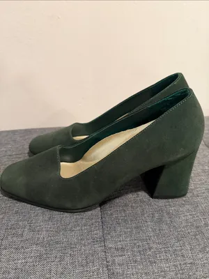 Fashion Bug Dark Green Suede Block Heel Pumps Size 8 thumbnail 3