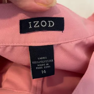 Izod Womens size 14 pink pleated shorts side and back pockets belt loops EUC thumbnail 3