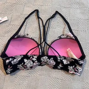PINK Victoria's Secret Black Floral Lace Strappy Push-Up Bra thumbnail 2