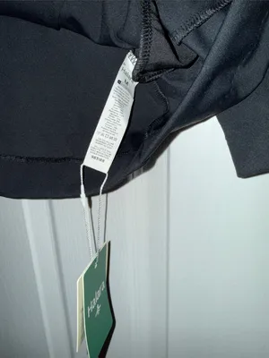 HALARA Black Single-Breasted Blazer with Flap Pockets thumbnail 2