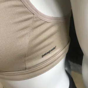 Patagonia Mesh Tan Sports Bra Women's Size Medium thumbnail 3