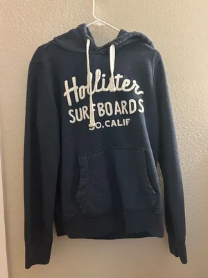 Hollister Sweater  thumbnail 1