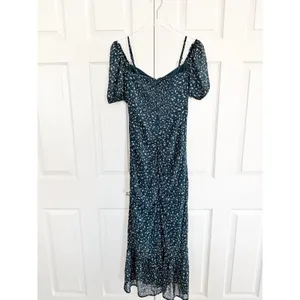 WAYF Nyla Floral Ruched Midi Dress Pine Green Ditsy Floral Puff Sleeve Romantic thumbnail 9