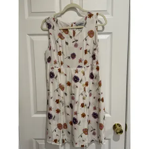 90s Vintage Floral Skort‎ Romper White Purple Sleeveless Rayon PXL thumbnail 2