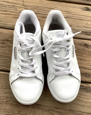 ADIDAS leather sneakers 👟👟 thumbnail 1