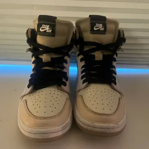 Nike Jordan 1 thumbnail 6