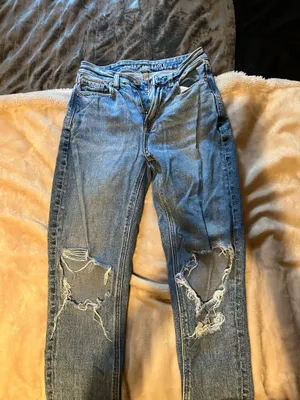 American Eagle Jeans thumbnail 1